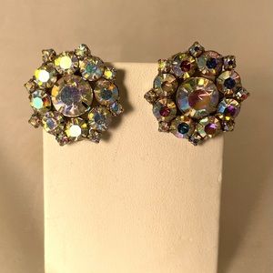 FINAL MARKDOWN-Elegant Vintage 1950’s aurora borealis silver metal ear clips